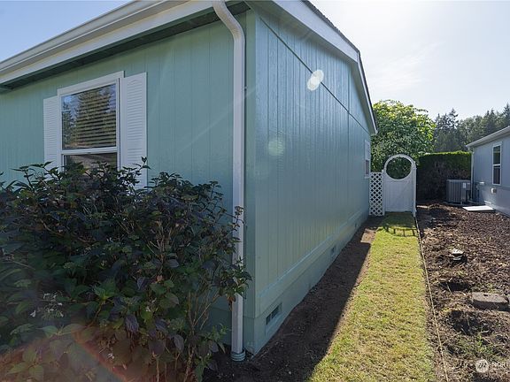 4th image of 5353 Eagle Lane SW