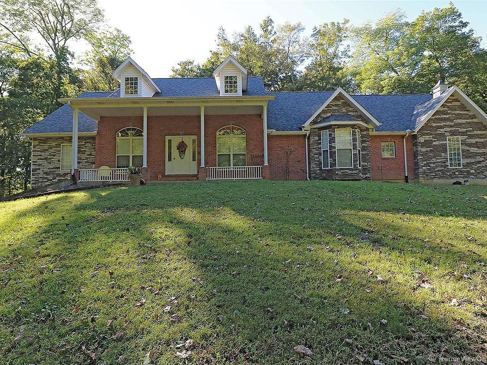 1st image of 936 Carolina Pl