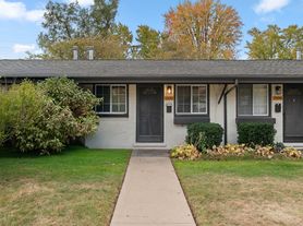 1808 E Eleven Mile Rd