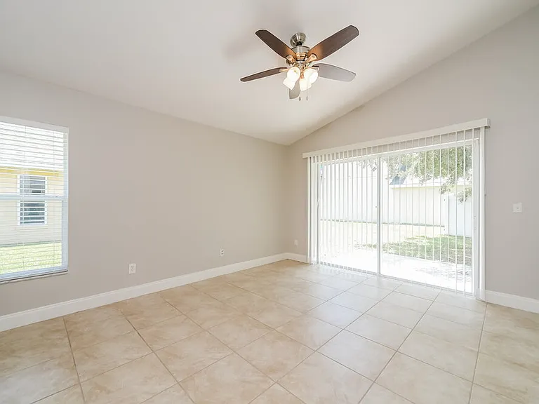 2708 Eagle Creek Ct — Photo 5