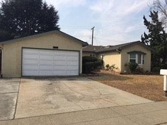 5th image of 4272 Strawberry Park Dr