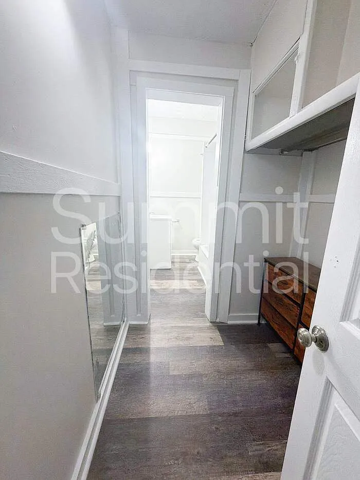 1 bed, 1.0 bath, 500 sqft, $745 — Photo 4