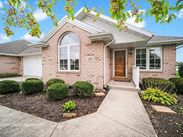 1169 Heritage Dr, Morris, IL 60450