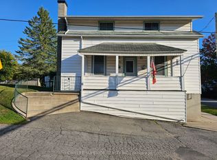 98 Paul Dr, Lanark Highlands, ON K0G1K0