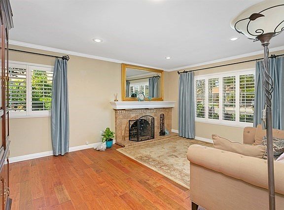 3rd image of 4235 Serena Ave