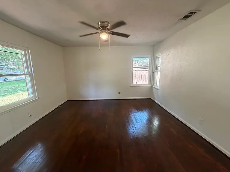 6128 Hollis Ave — Photo 21