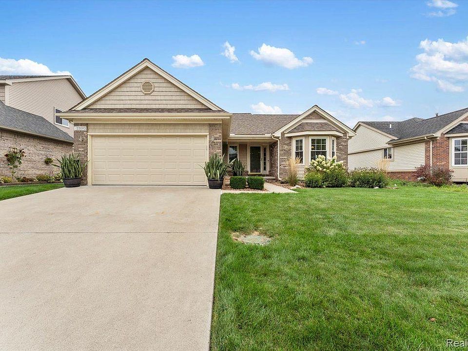 1st image of 23093 Brentwood Dr