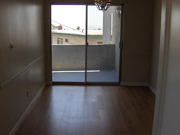 5th image of 1681 Amberwood Dr