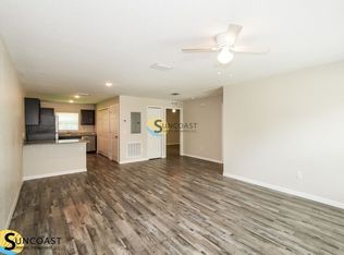 9432 N Manashee Dr, Dunnellon, FL 34434