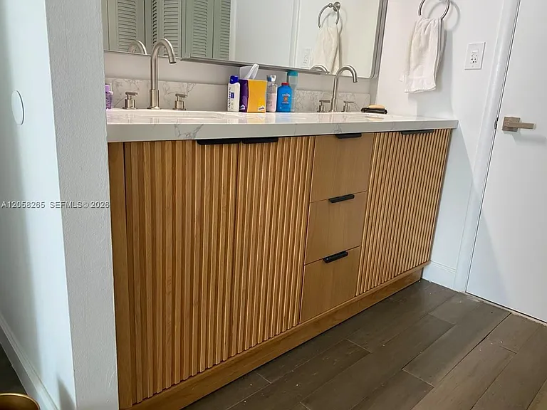 150 Ocean Lane Dr #8B — Photo 15