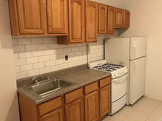 Rented by Salon Realty Corp