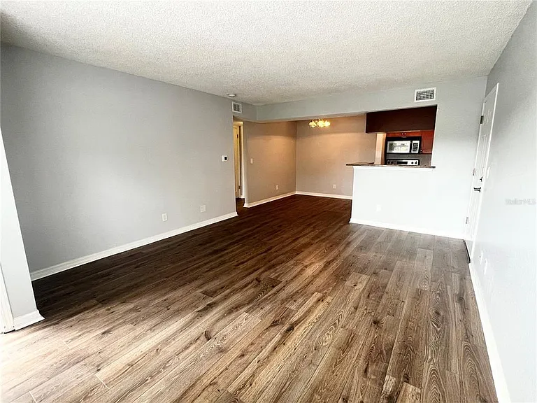 10200 Gandy Blvd N #813 — Photo 8