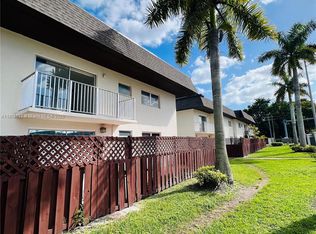 8601 SW 94th St APT 204W, Miami, FL 33156
