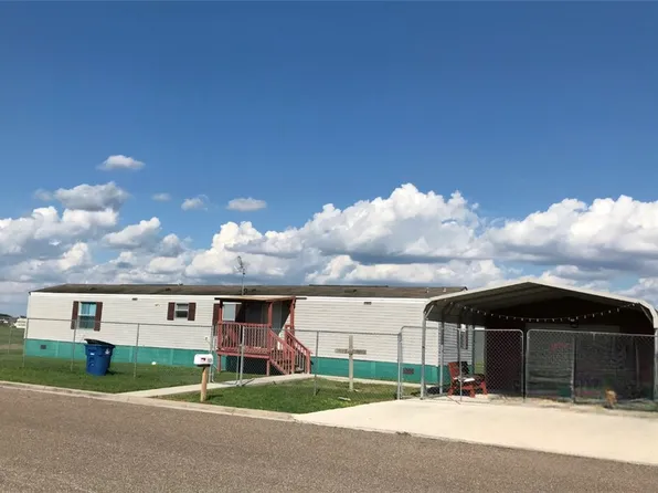 1101 & 1105 Casa Blanca Dr, Sinton, TX 78387