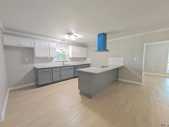 5th image of 58635 Delacroix Ave