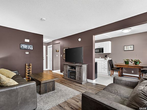 2nd image of 1292 Gordon Road #14