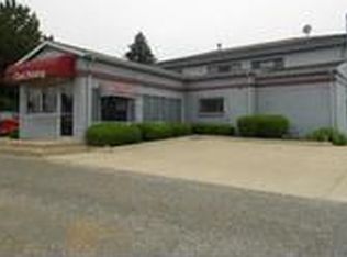 2210 Falls Ave, Waterloo, IA 50701