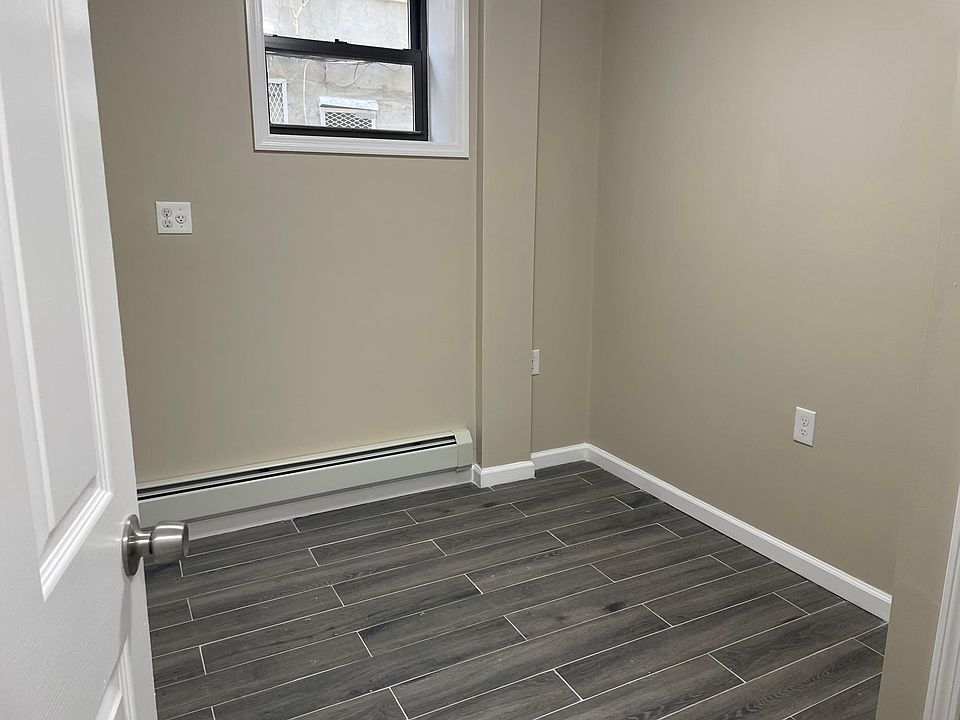 1st image of 1477 Needham Ave