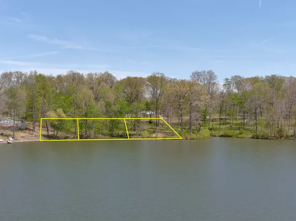 884 Country Squire Blvd, North Vernon, IN 47265