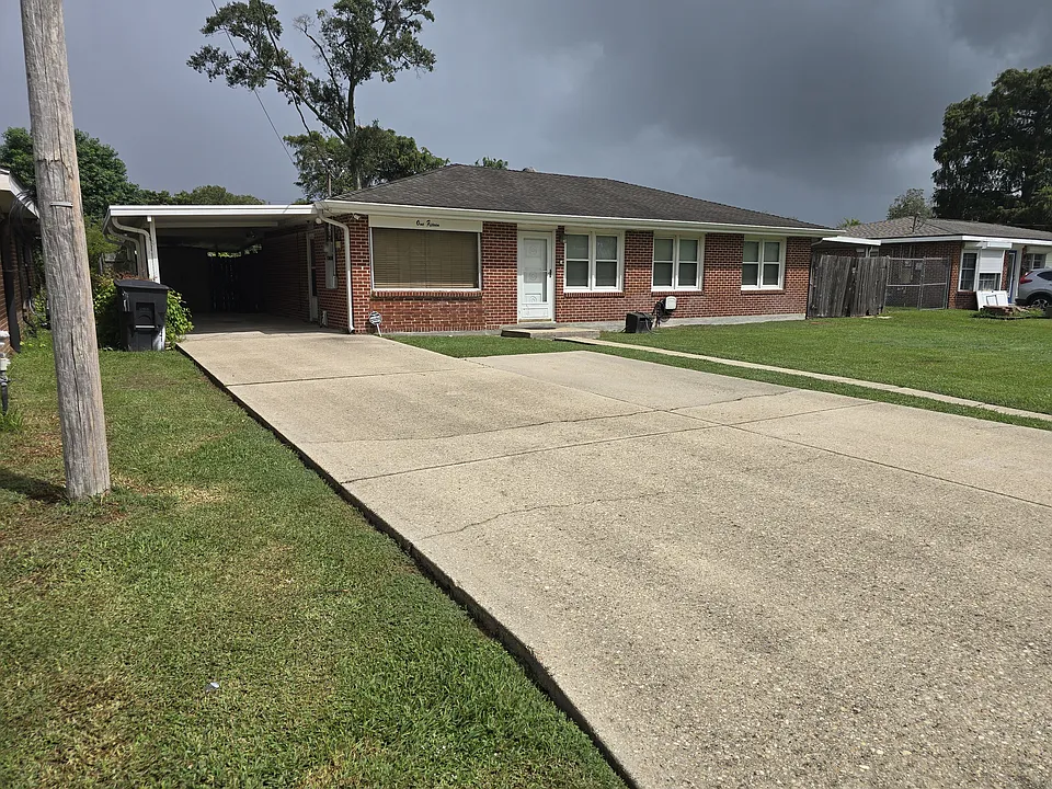 115 Theta St