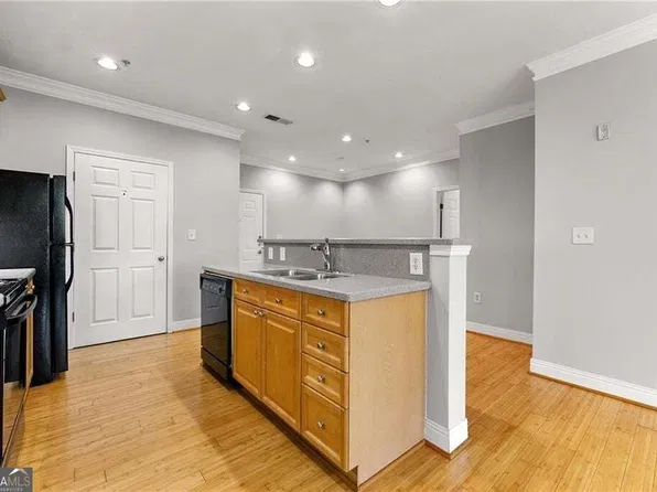 4201 Stratford Cmns, Decatur, GA 30033