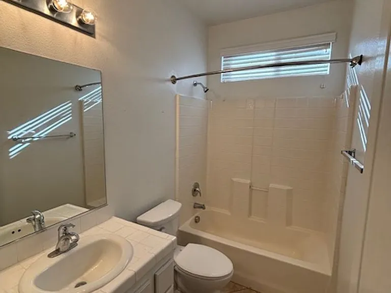 616 Morningside Ct — Photo 11