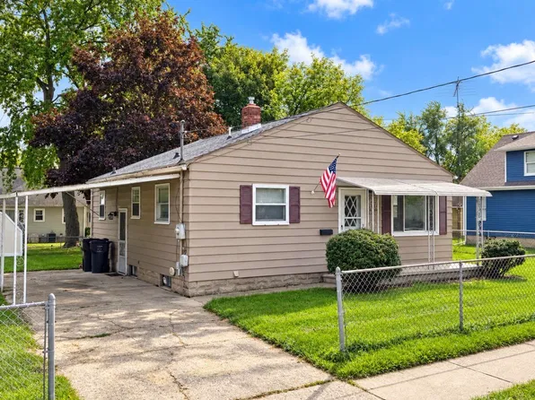 3001 Brandon St, Flint, MI 48503