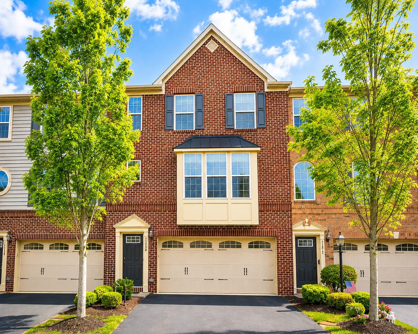 3 bed, 2.5 bath, 1850 sqft, $2,750 — Photo 1