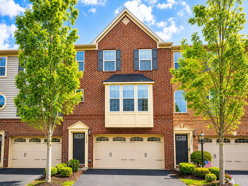 1st image of 1502A Pointe View Dr