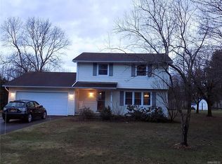 141 Hillside Dr, Elma, NY 14059