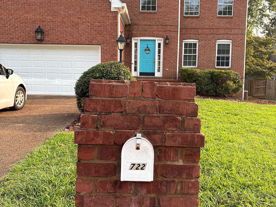 1st image of 722 Creek Dr