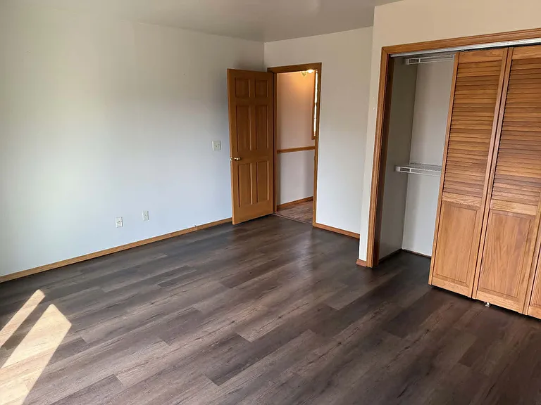 3682 Breckenridge Rd — Photo 18
