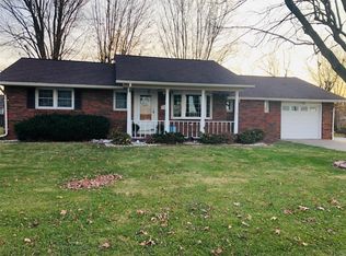 709 Cross Ave, Jerseyville, IL 62052