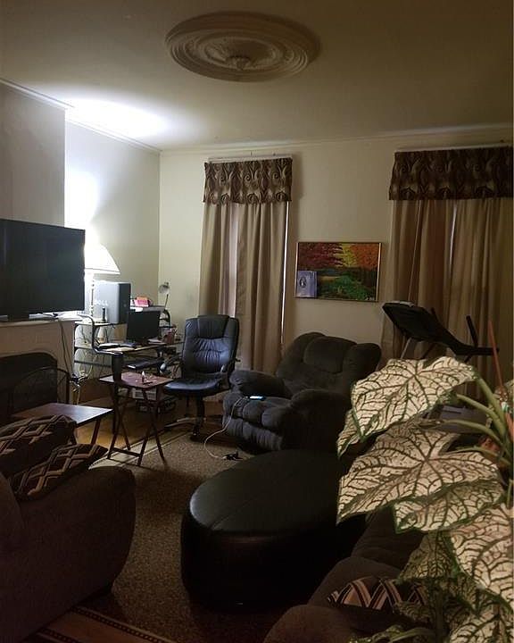 2nd image of 16 Hakes Ave