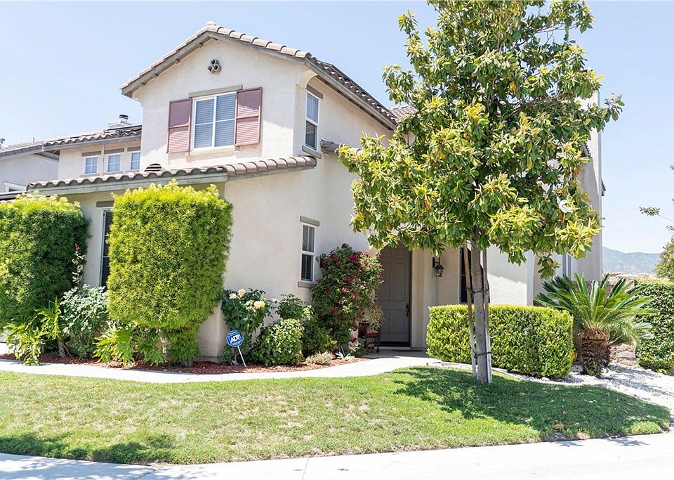 1st image of 15632 Dobbs Peak Ln