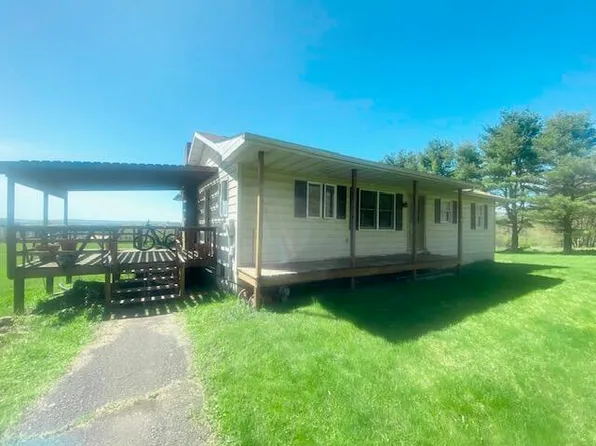 41 King Arthurs Ct, Honesdale, PA 18431