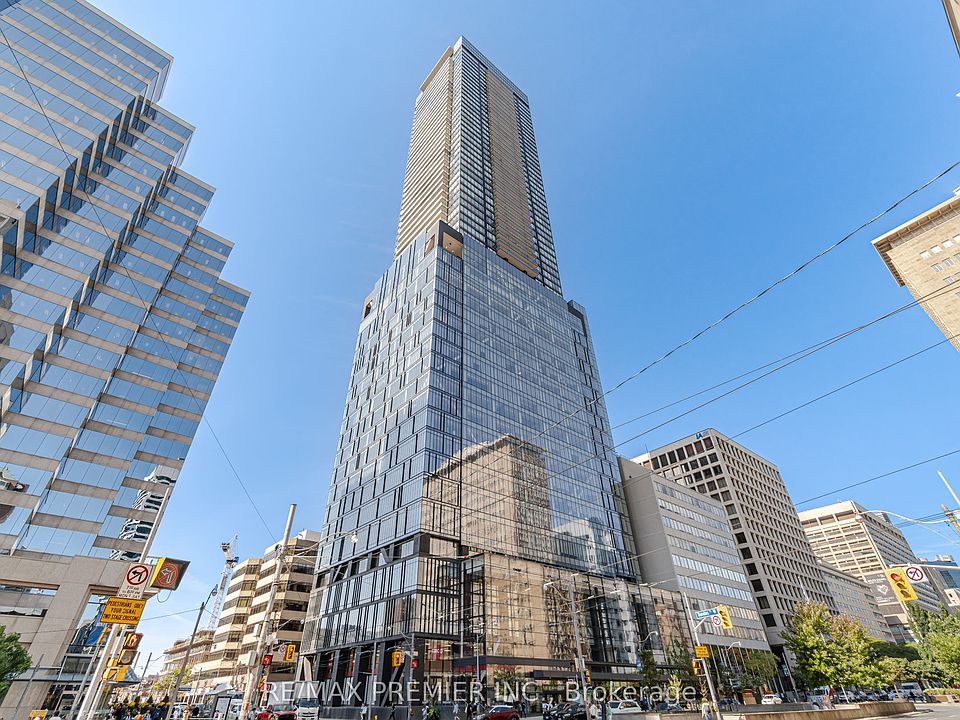 1st image of 488 University Ave #3201