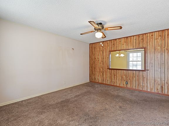 4th image of 7857 E King St