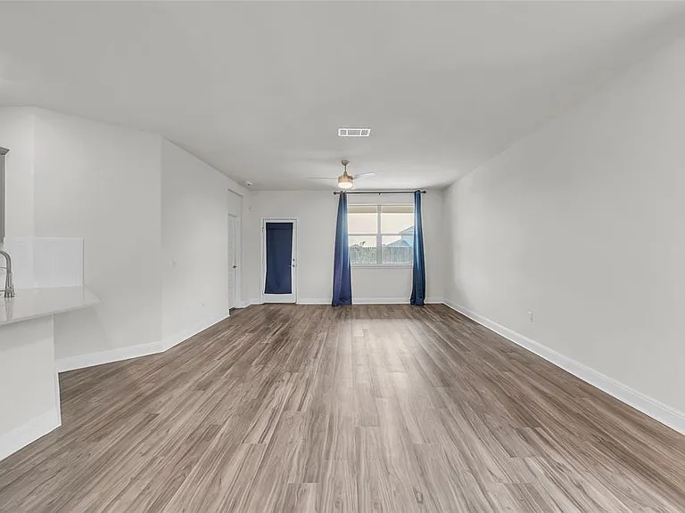 17925 Curio Dr — Photo 3