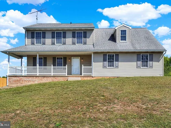 150 Perring Dr, Dallastown, PA 17313