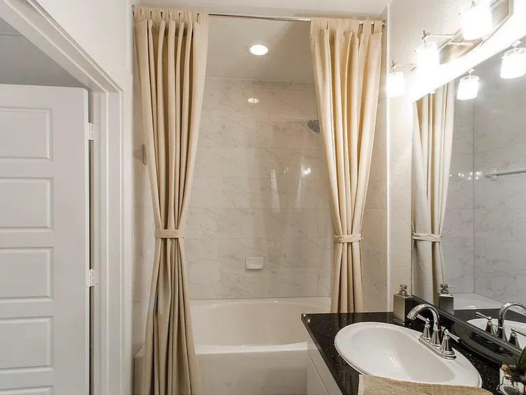 Floor Plan 7 Bathroom | Apartments For Rent Conroe TX | The Towers Woodland Floor Plan 7 Bathroom | Apartments For Rent Conroe TX | The Towers Woodland