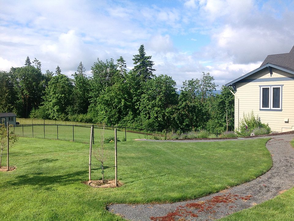 2nd image of 5511 NW 234th St