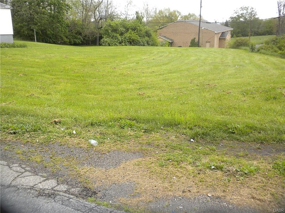 1st image of 12 Mia Ave