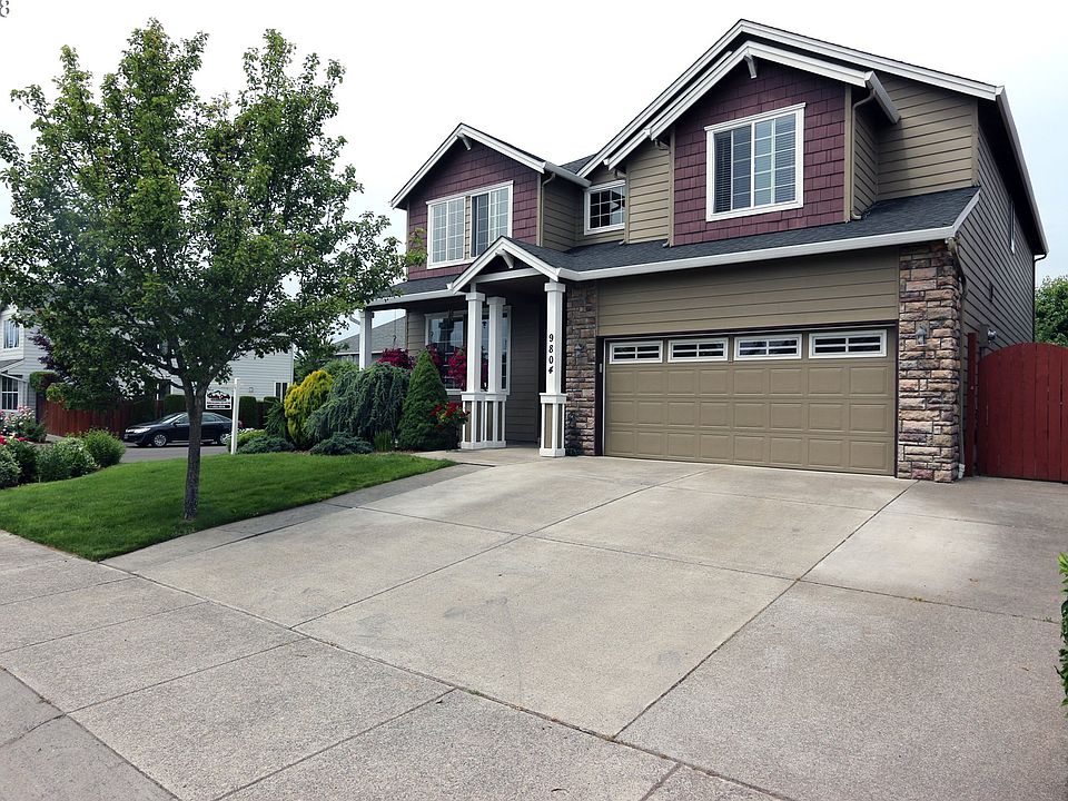 1st image of 9804 NE 103rd St