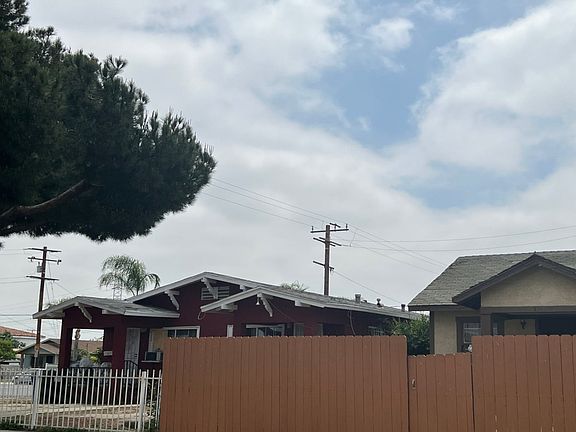 2nd image of 1266-1268 E 88th Pl