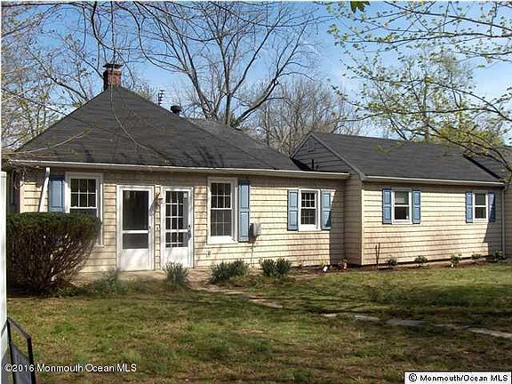 2nd image of 725 Broad St