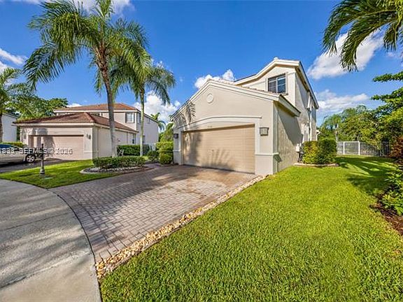 3rd image of 1538 Tamarind Ct #1538