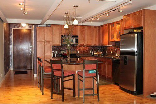 3rd image of 4200 Laclede Ave APT 207