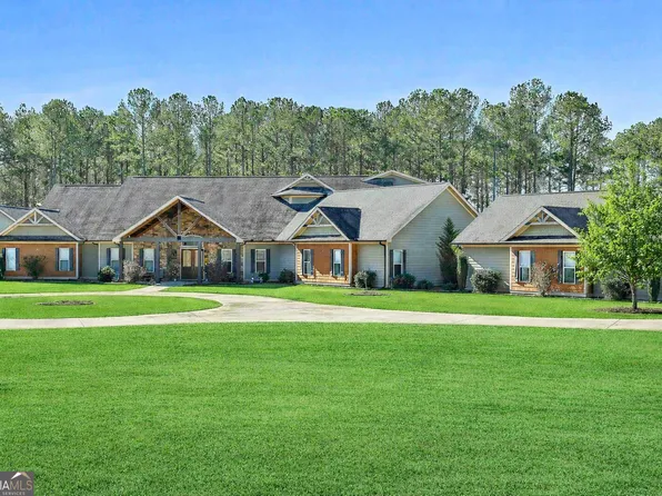 2161 Bear Creek Rd, Moreland, GA 30259