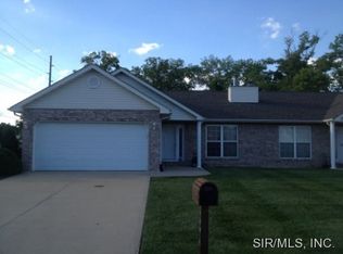 1494 Owl Creek Ln, Swansea, IL